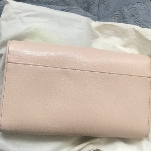 Tory Burch Wallet on Chain - Picture 7 of 15